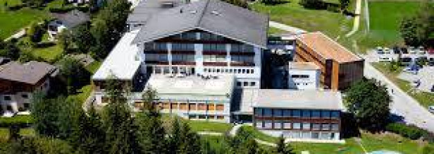 Les Roches Hotel Management School