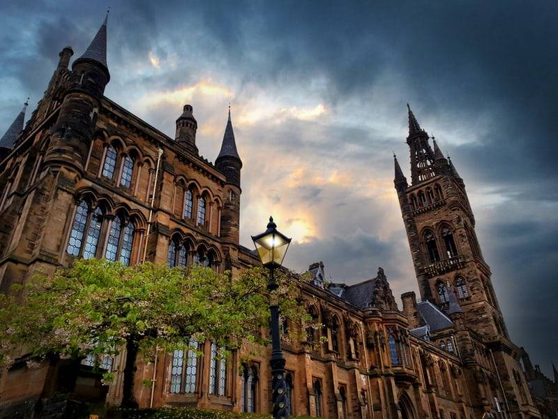 Niyə məhz Glasgow Caledonian University?